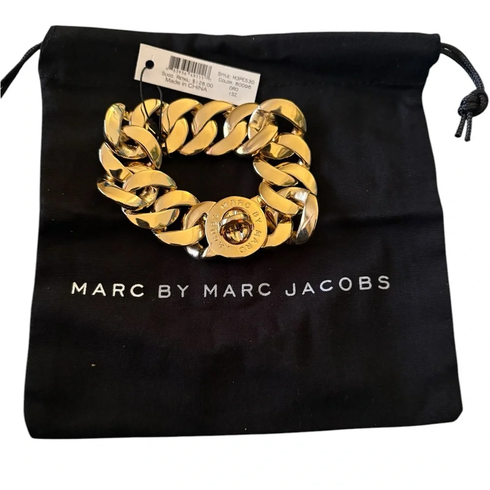 Marc By Marc Jacobs Large Goldtone Bracelet with Katie Turn Lock New with Tags. - Picture 3 of 5